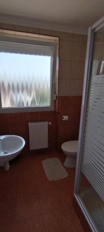 Levendula apartmanház Hajduszoboszlo Exterior foto
