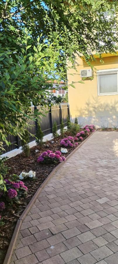 Levendula apartmanház Hajduszoboszlo Exterior foto